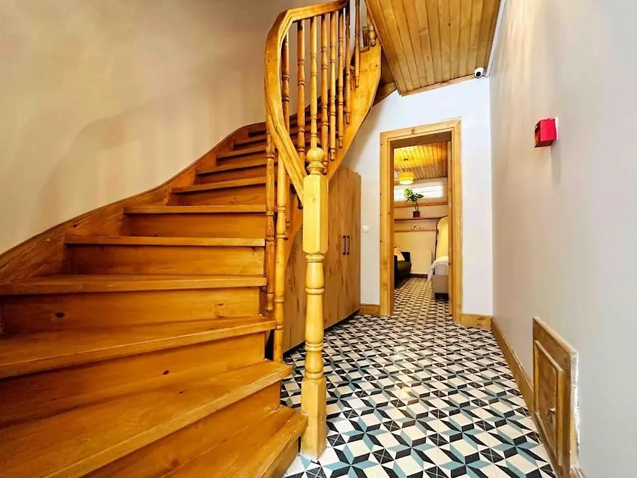 Refurbished Triplex In Taksim Villa Istanbul Holiday home